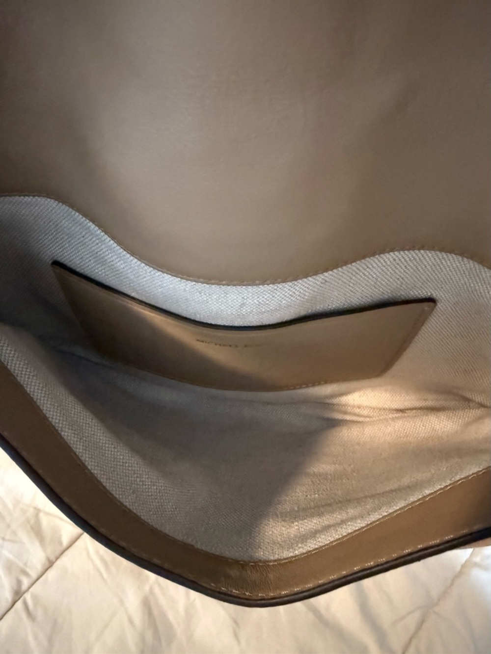Rare-EUC-Michael kors Suede Shearling Accent Crossbody Bag in Tan - Picture 7 of 8